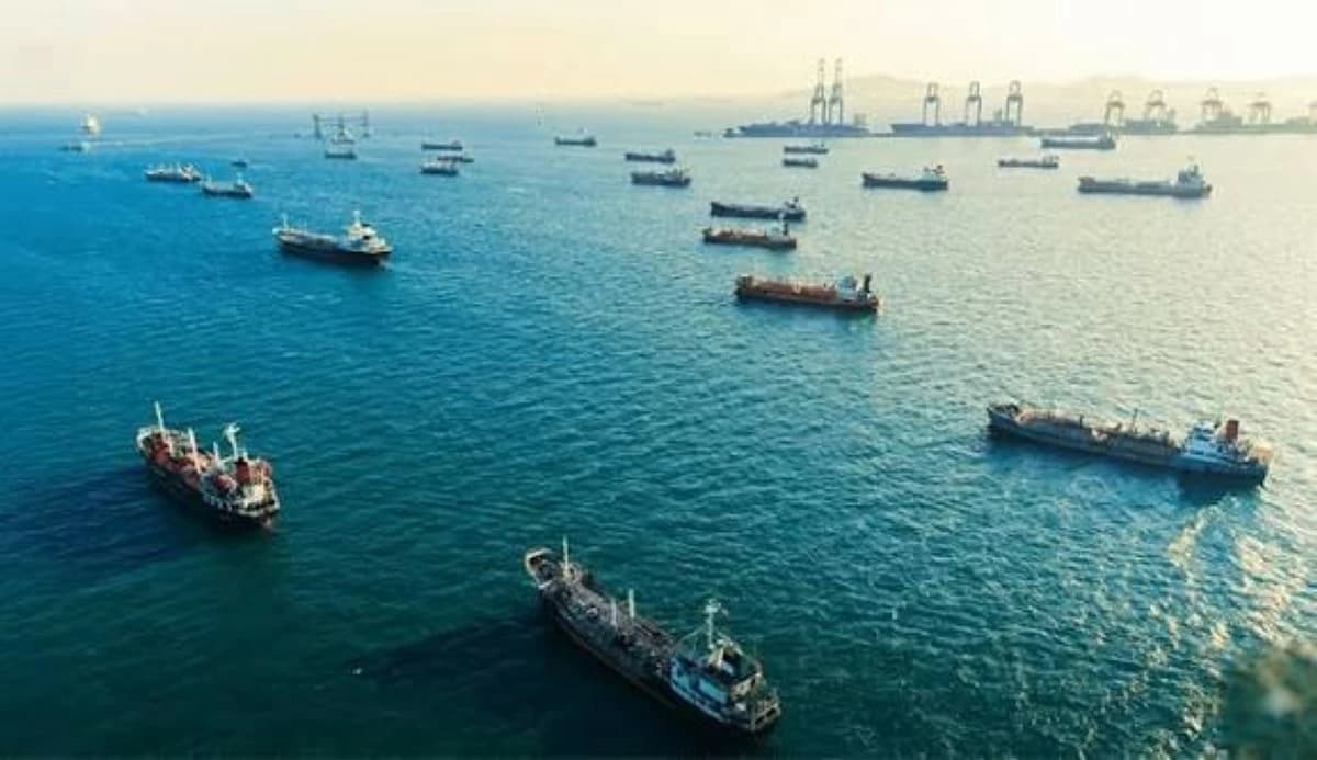 Axios: Iran, US, Oman Near Strait Deal