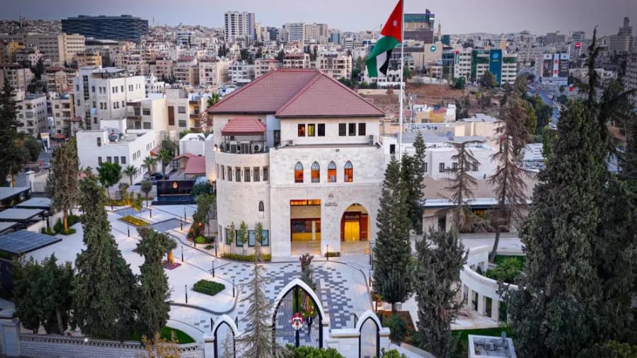 الحكومة تنجز أغلب مشاريع رؤية التحديث