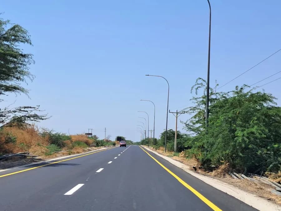 Public Works finishes Al-Maghtas Road maintenance