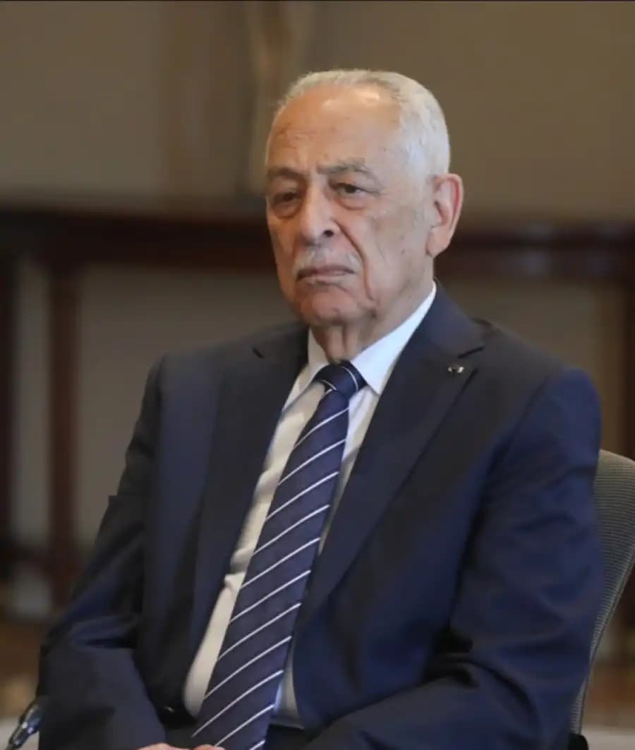 Al-Eisawi Sends Well Wishes to Retired Major General Fahid
