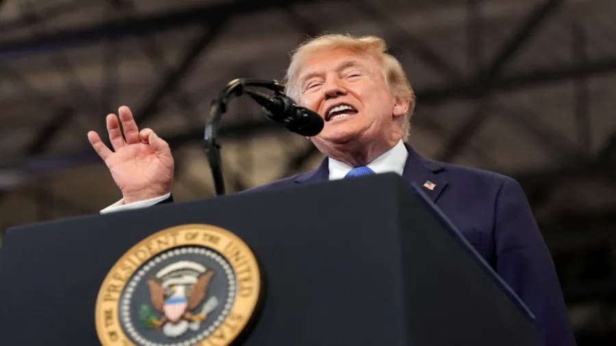 Trump vows to weaken Iran's economy