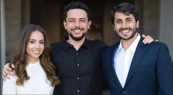 ولي العهد يرسل تهنئة لتوأمي الأميرة إيمان والسيد جميل