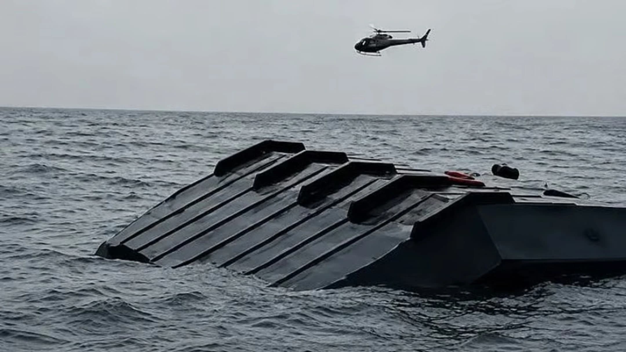وفيات حادثة عبّارة بحيرة كاريبا بزيمبابوي تتجاوز 72