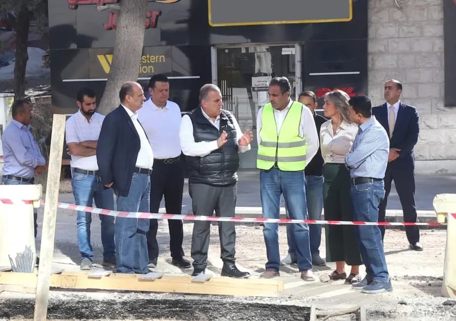 الملكاوي يطلع على مشاريع تصريف الأمطار