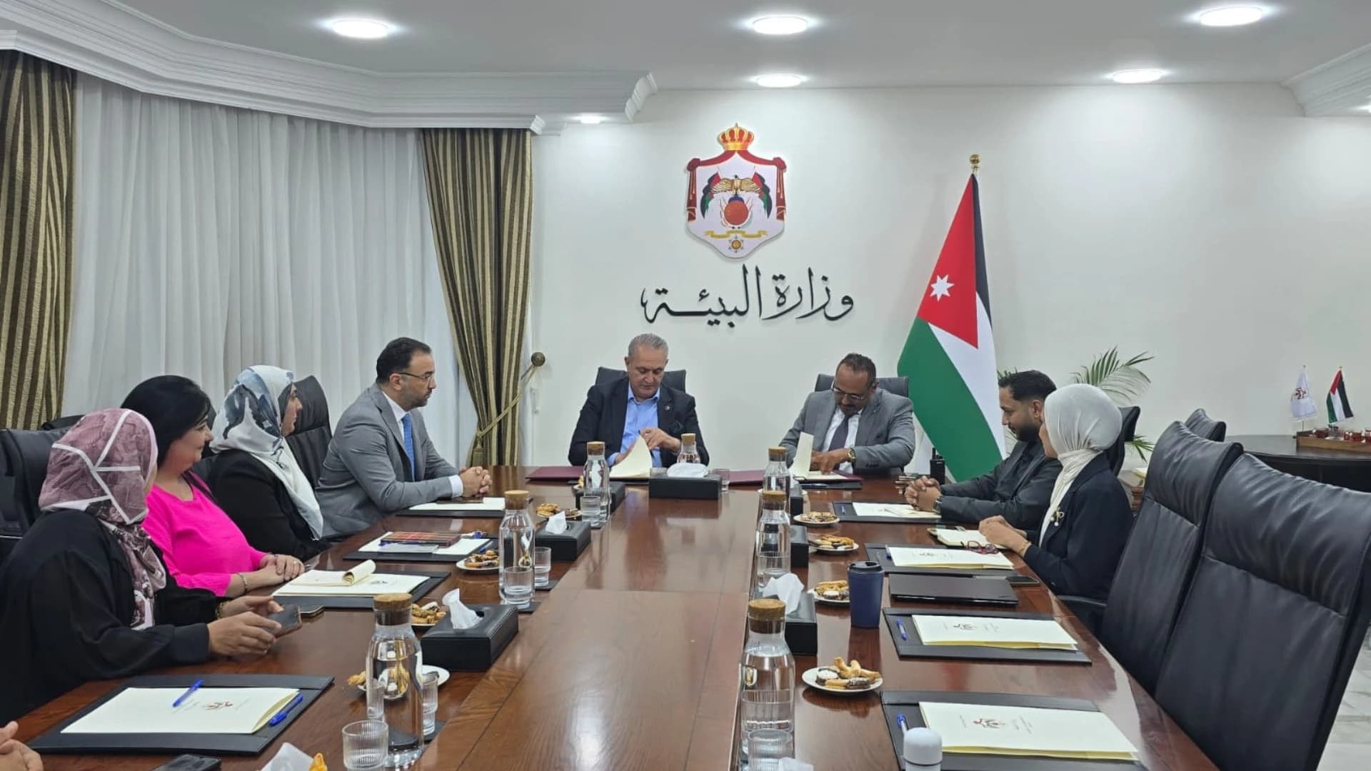 تحالف بيئي يطلق مبادرة بنك الأرض الخضراء