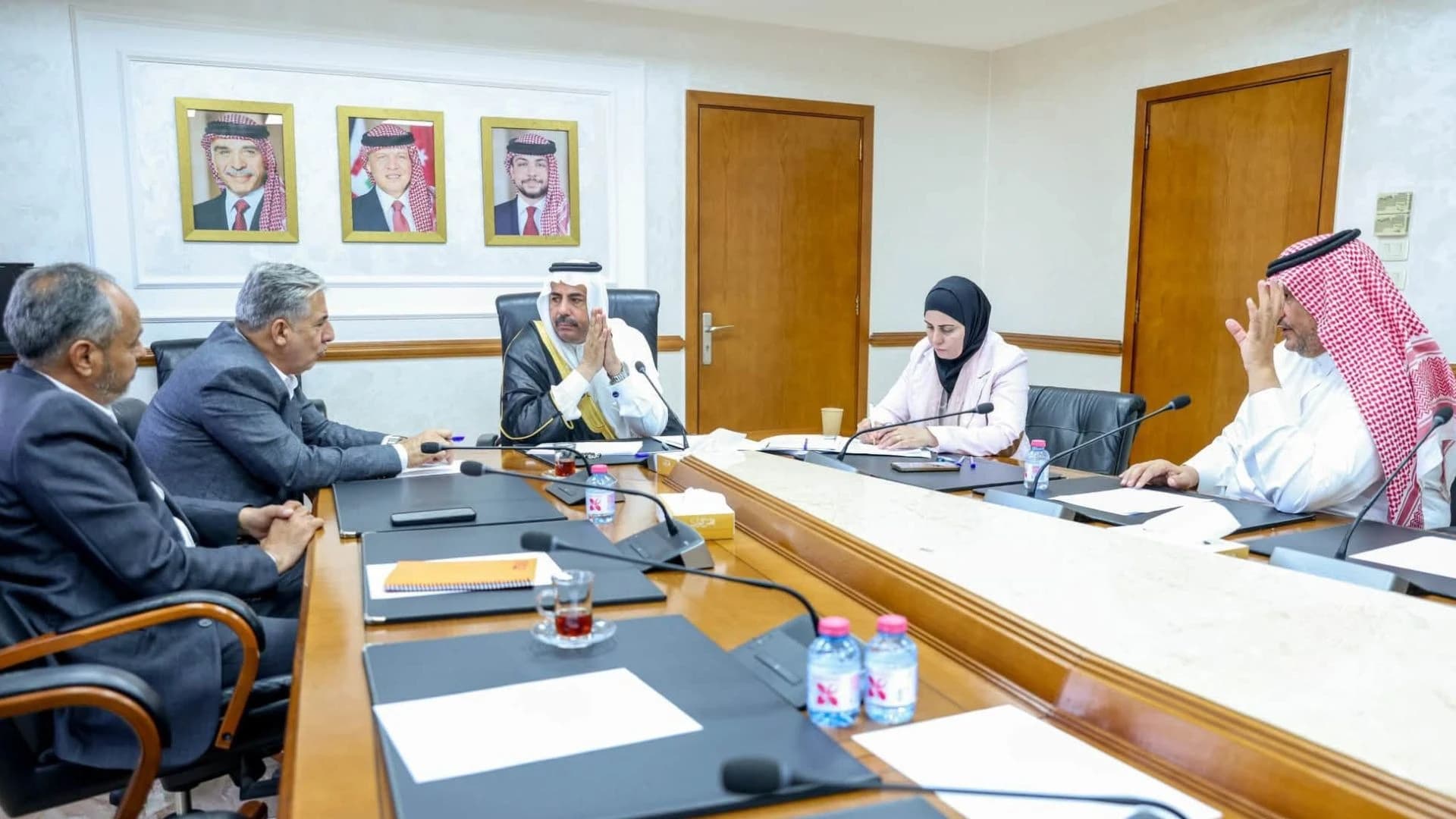 تحركات نيابية لدعم ناقلي حامض الفوسفوريك بالأردن