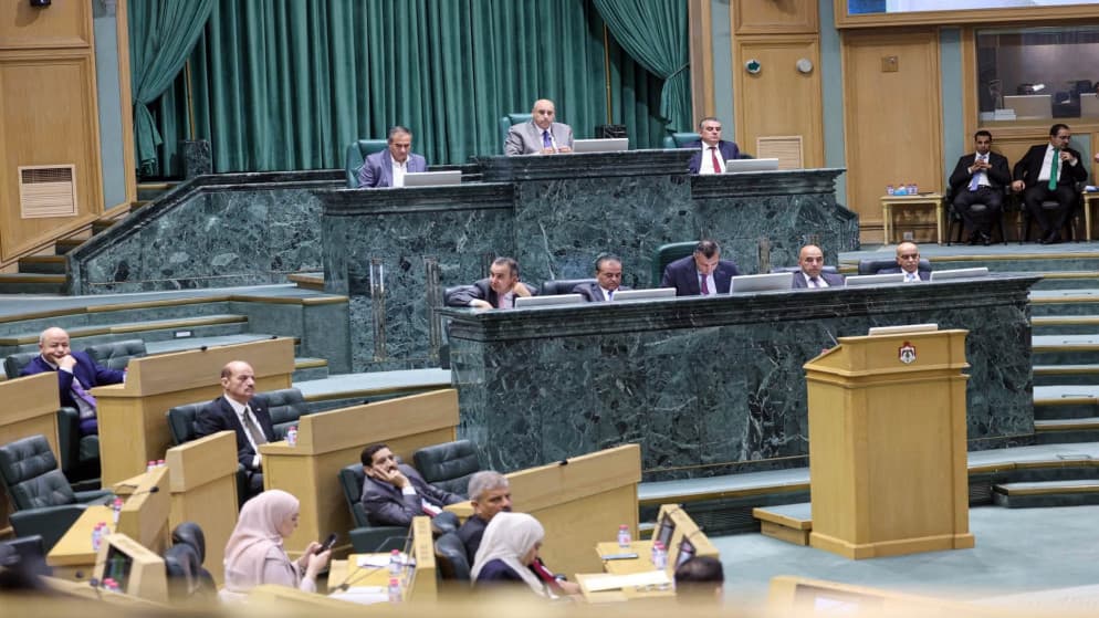 البرلمان يناقش قانون الإدارة المحلية