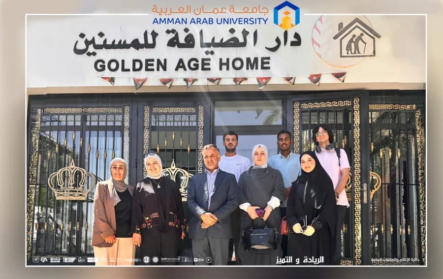Arts and Sciences students visit elderly home