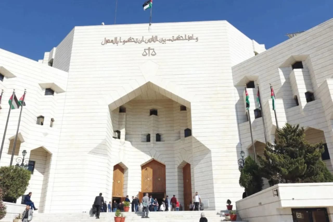 المحامون يعودون للعمل بعد العطلة