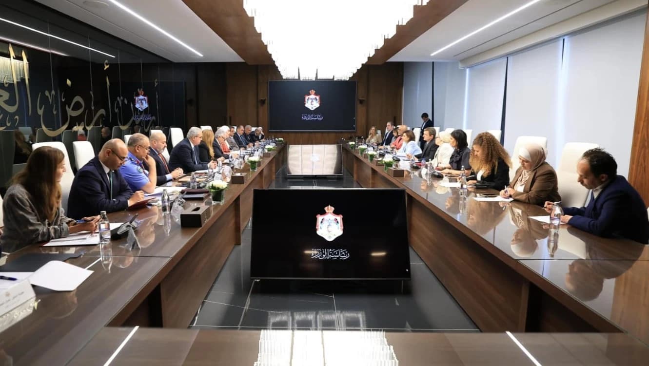 اللجنة الوزارية تبحث التعاون مع هيئة الأمم للمرأة