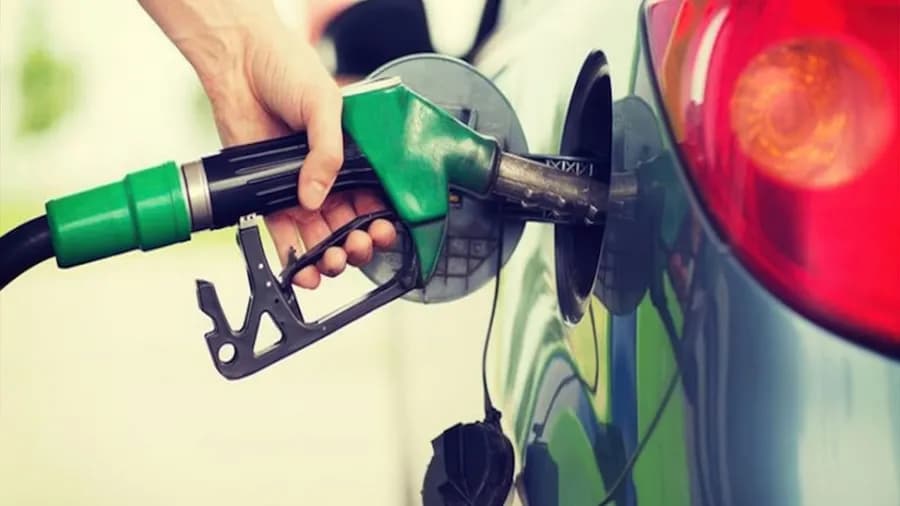 أسباب ارتفاع البنزين رغم استقرار النفط