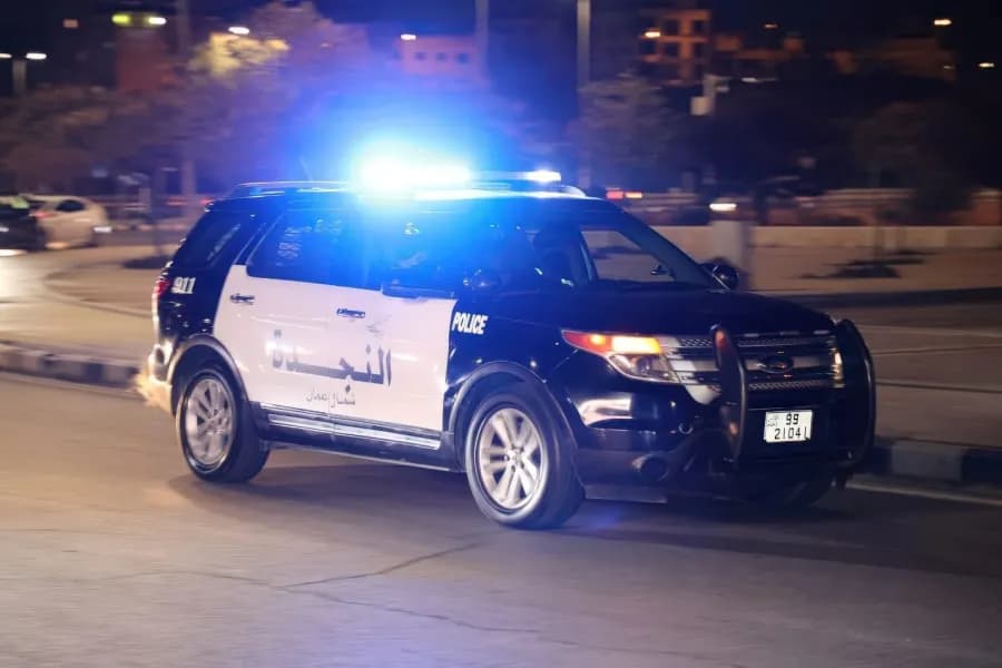 Security warns bazaar owner over insult to Jordanians