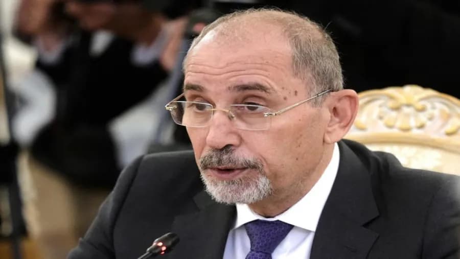 الصفدي: القانون الدولي والإنساني كافيان ولكن الحاجة لرد الفعل