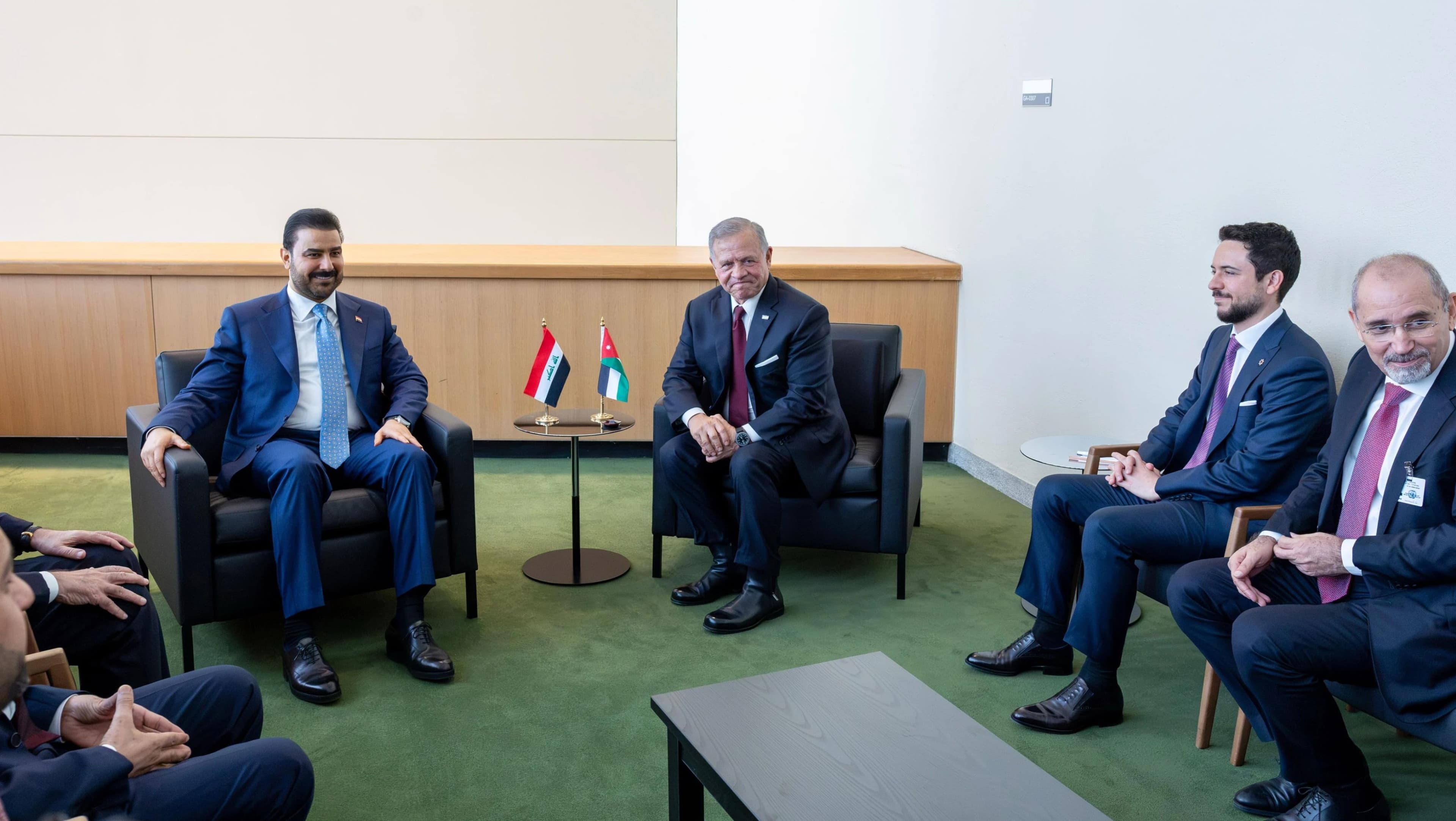 الملك يزور رئيس الوزراء العراقي في نيويورك