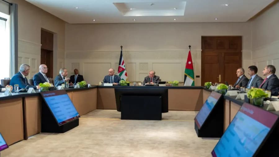الملك يتابع إجراءات الحكومة في قطاع الغاز