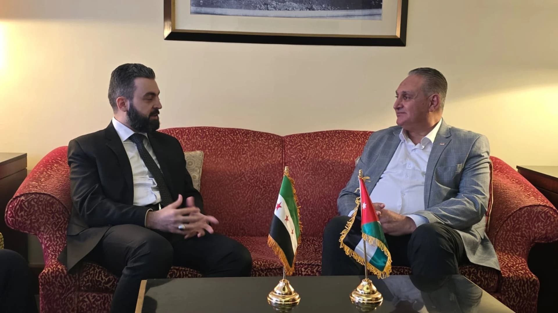 Environment Minister and Syrian Counterpart Discuss Cooperation