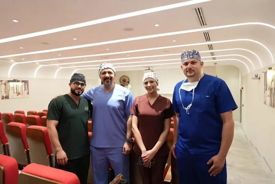 أردني يشارك خبراته في جراحة الأعصاب بالمنظار مع الجراحين العرب