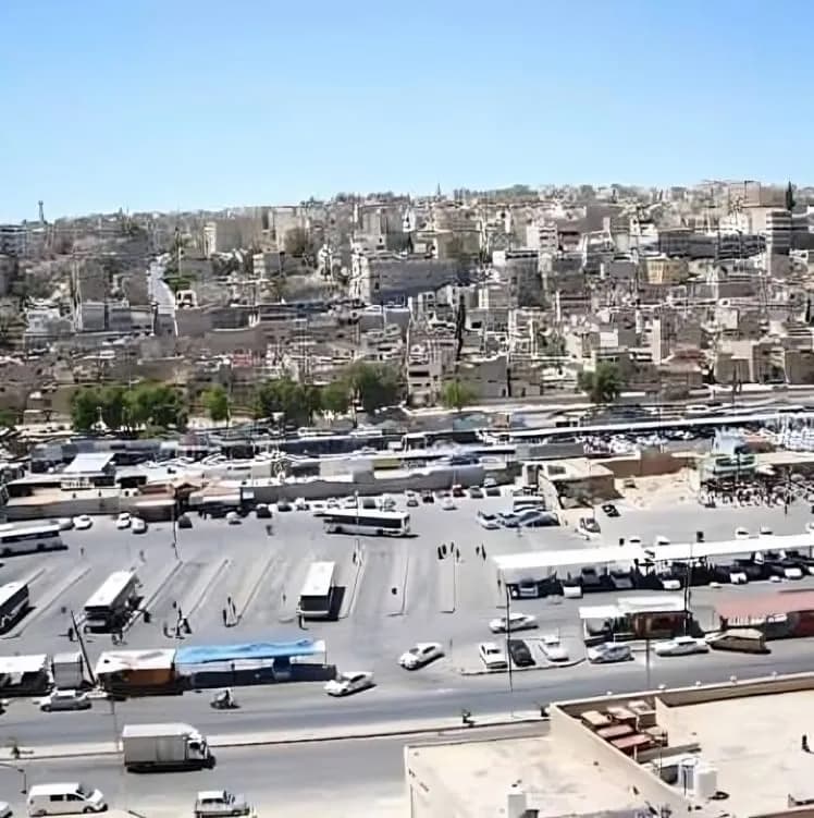 تجار محطة ورغدان يعتصمون أمام الأمانة