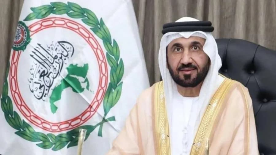 رئيس البرلمان العربي يهنئ الفايز بتعيينه رئيسا للمجلس