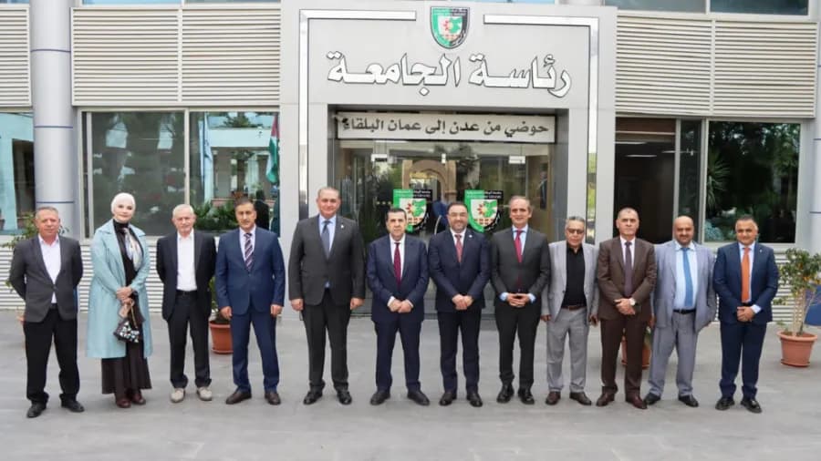 وزير البيئة يطلق مختبرات للبيئة والزراعة في جامعة البلقاء