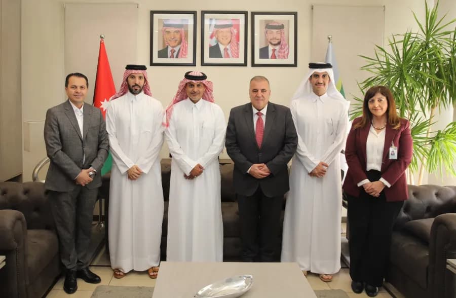الملكاوي يبحث مع السفير القطري تعزيز التعاون