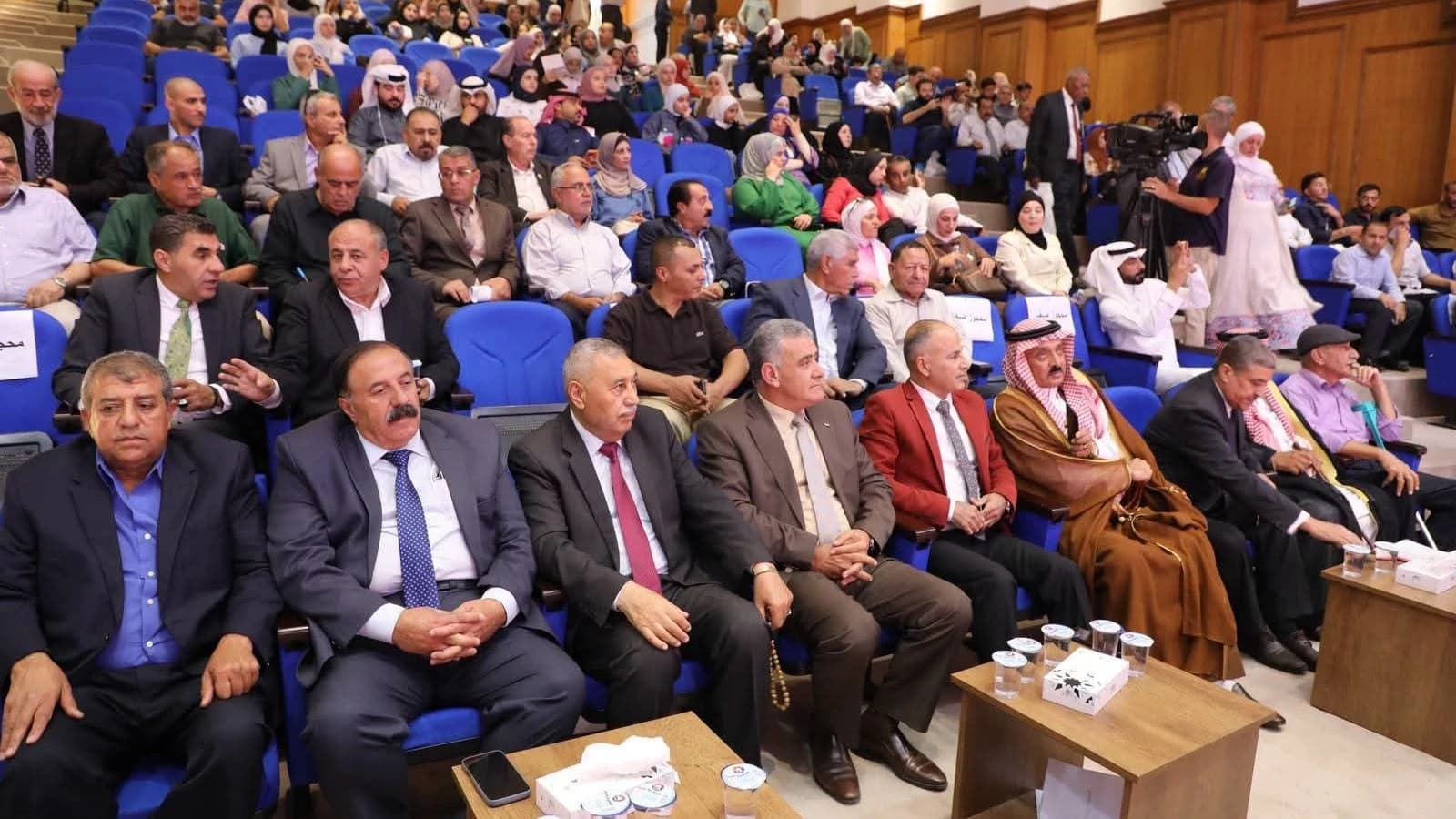 العياصرة يدير مهرجان غصن الزيتون في جرش