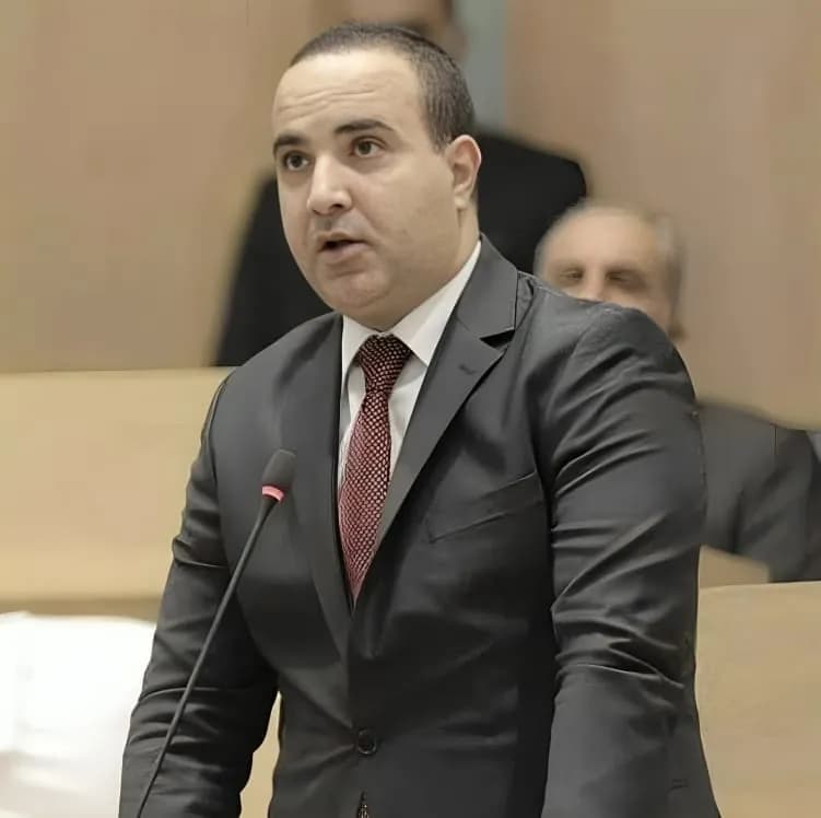 شادي فريج يوضح سبب تأخر رياطي