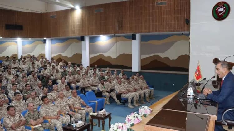 كلية القيادة والأركان تعزز التفكير الاستراتيجي