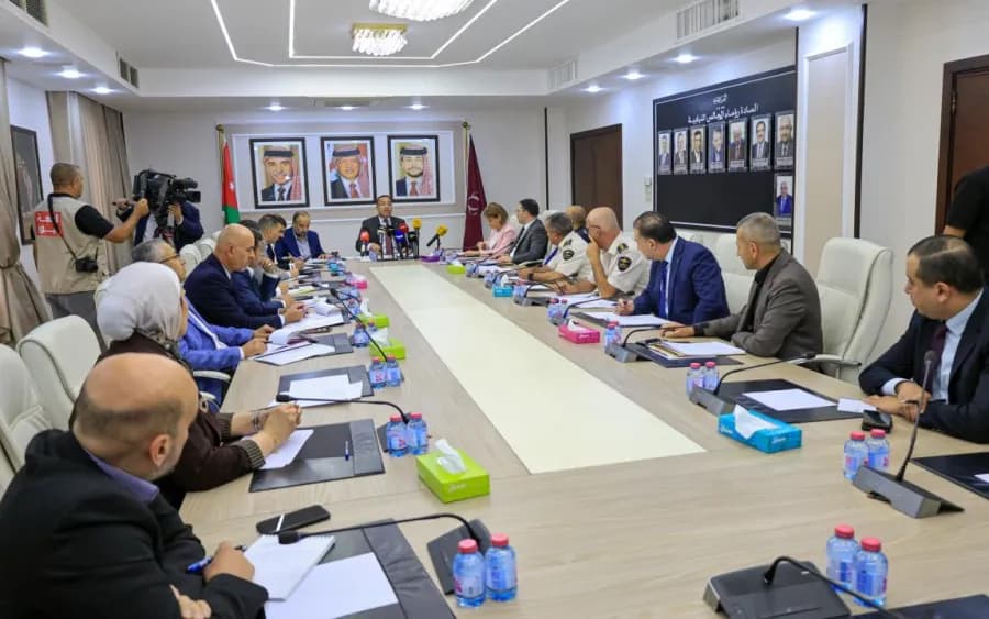 Parliamentary Panel Urges HR Rights Review