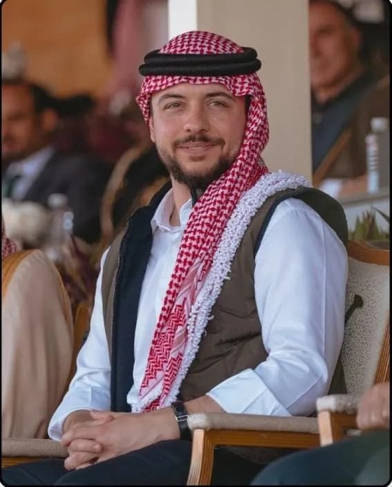 ولي العهد يقيم حفل ختام بطولة الهجن