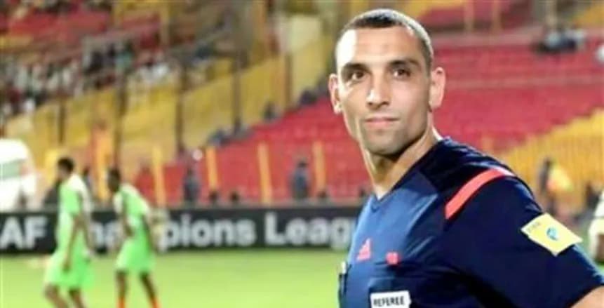 محمود بسيوني يقود مباراة المقاولون والأهلي