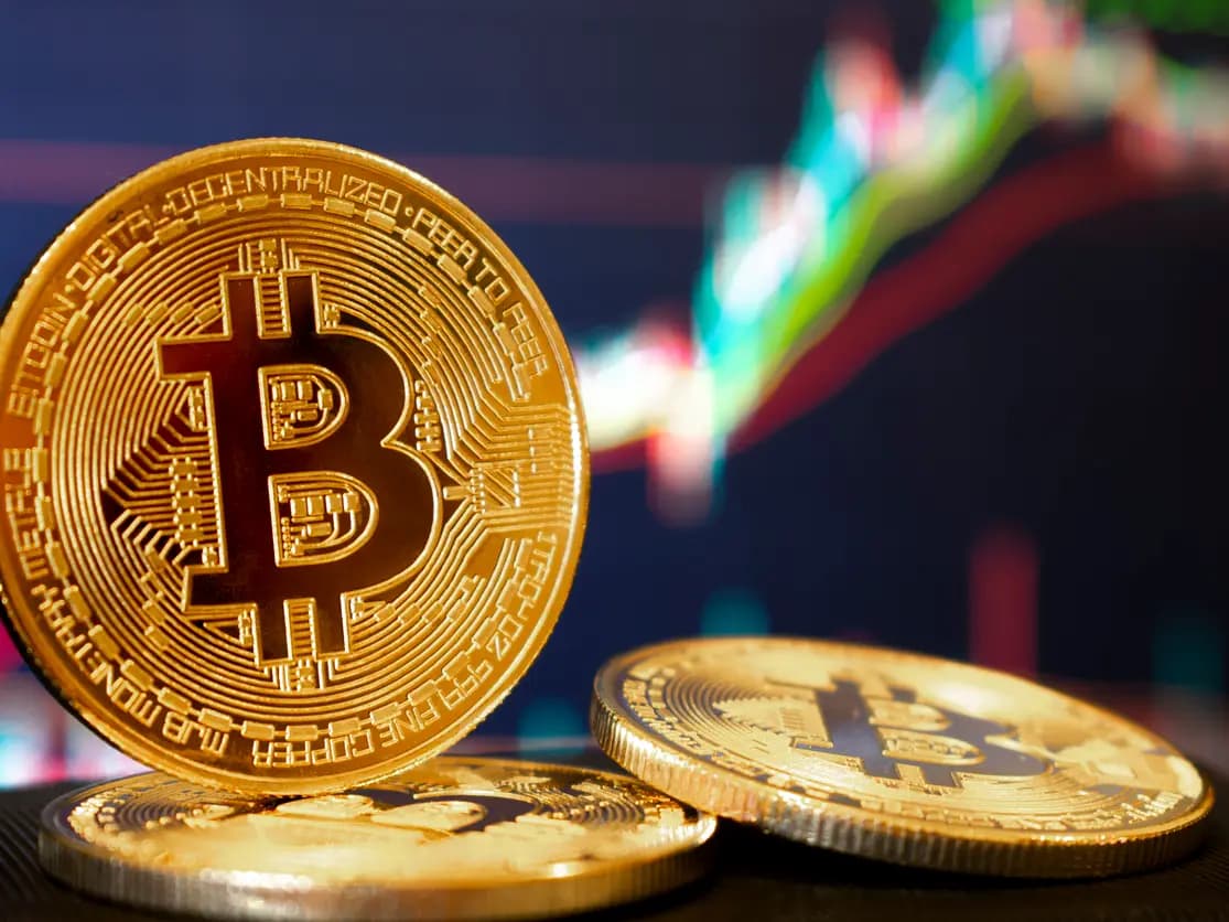 تدفعات البيتكوين تصل لأعلى مستوى منذ يناير