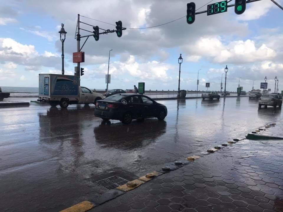 Weather alert: High waves and navigation disruptions