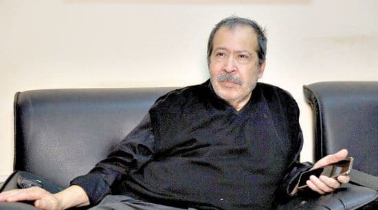 عمرو عبدالعزيز يقلق الجمهور حول صحة سامي عبدالحليم