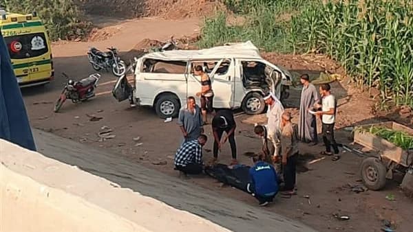 حادث ميكروباص ينتهي بكارثة
