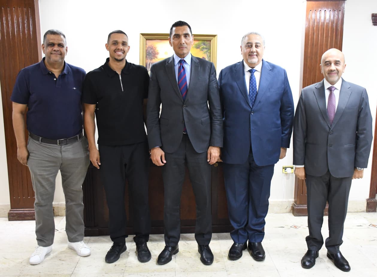 Sports Minister meets Mustafa Asal on Olympics plan