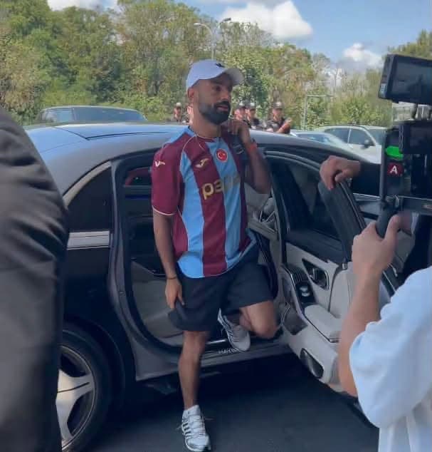 محمد صلاح يخضع للفحوصات قبل انضمامه لطرابزون