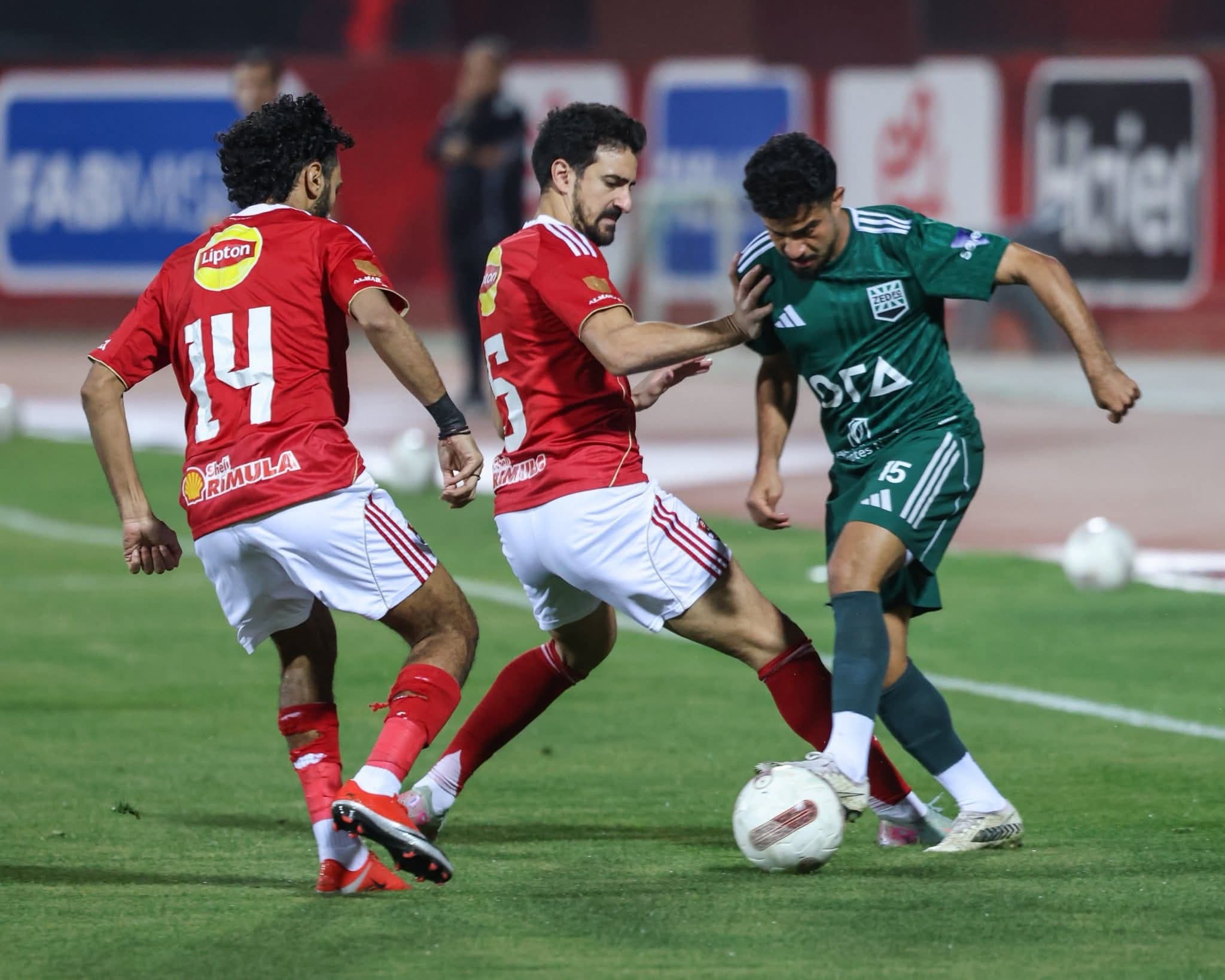رغم الانتصار.. أزمة فنية تهدد الأهلي في الدوري