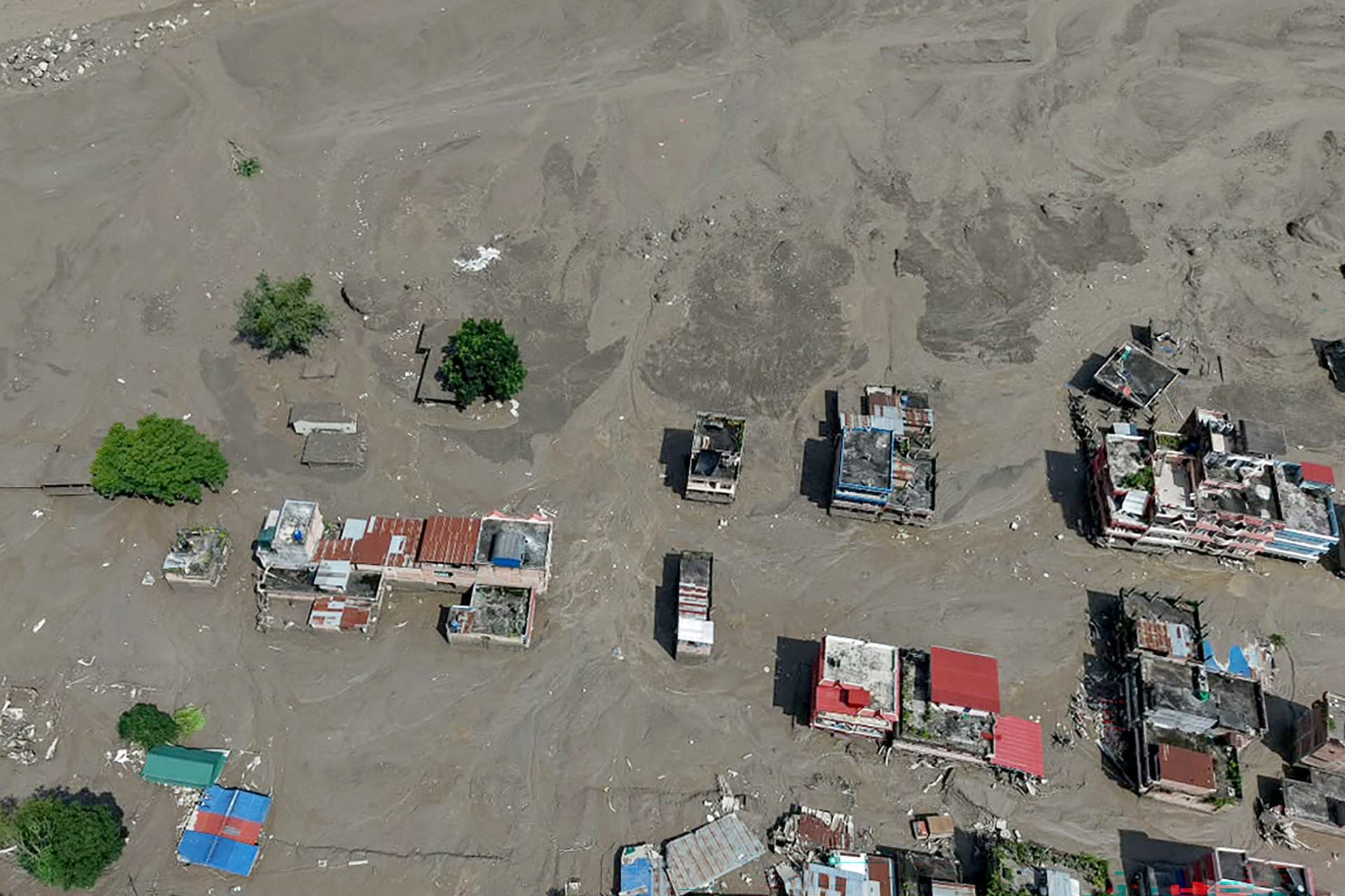 Nepal Floods: 570 Tourists Missing