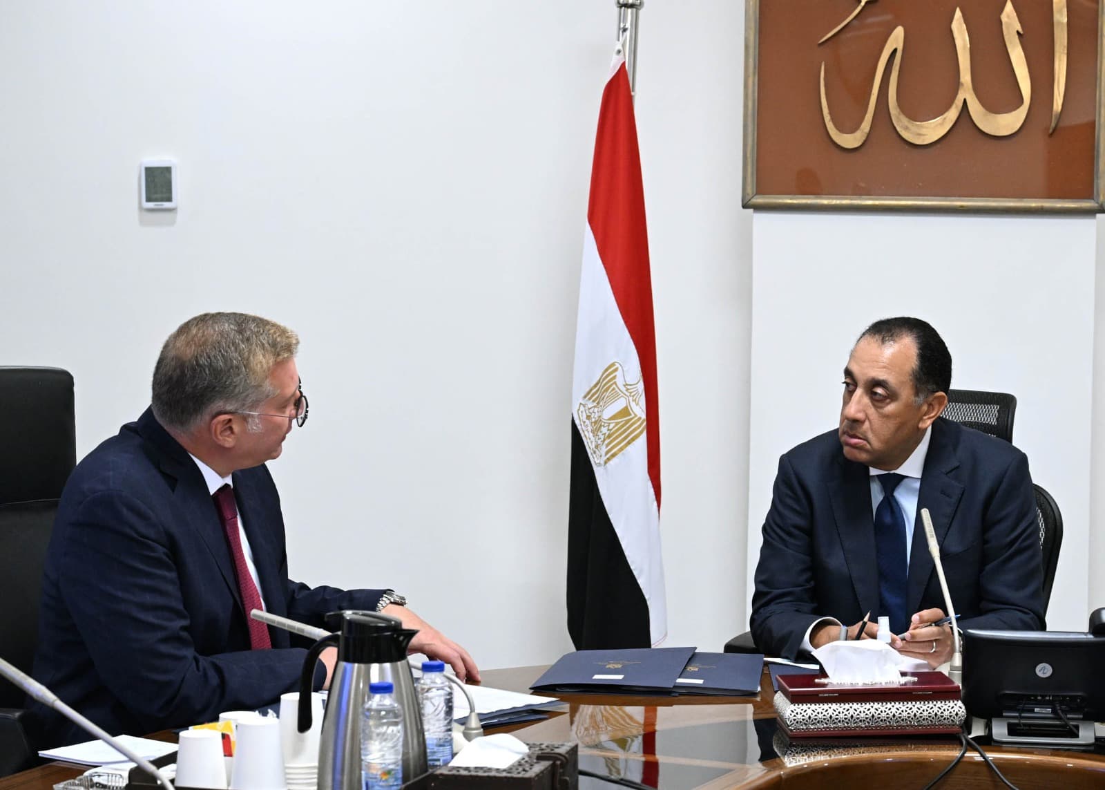 الحكومة تواصل زيادة الإنتاج وتنمية الغاز