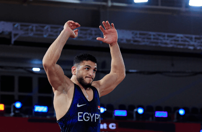 Al-Qasim reaches Greco-Roman semis