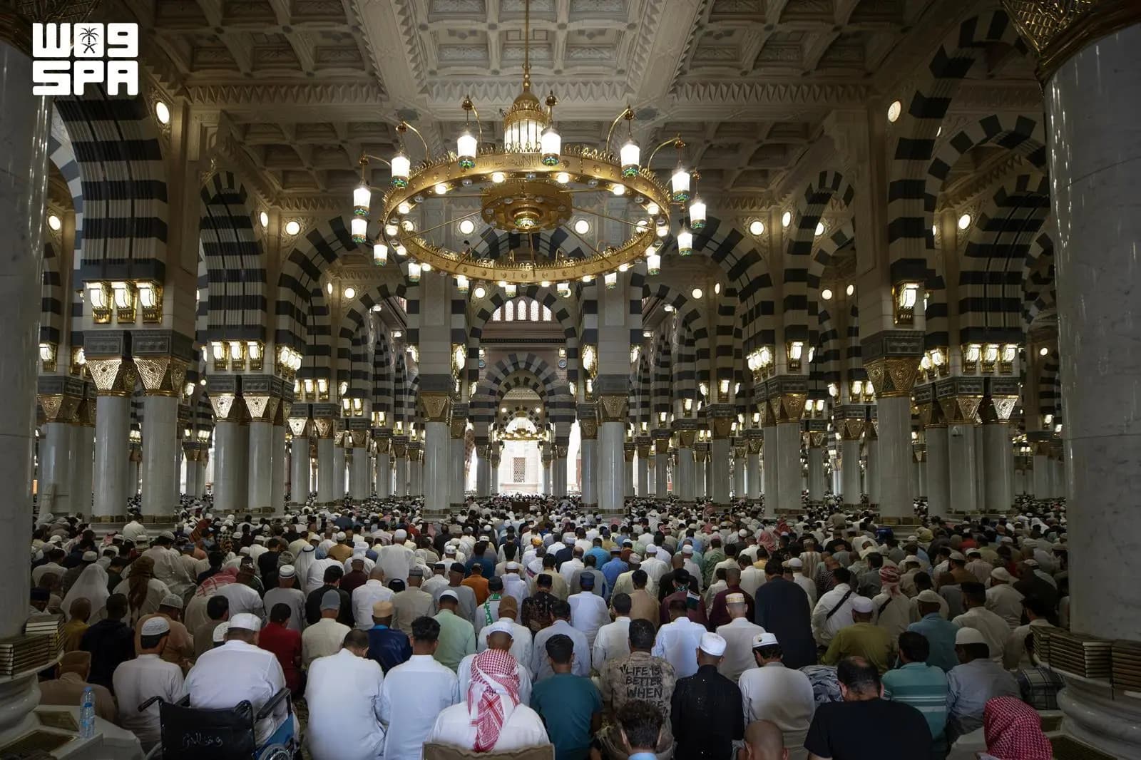 إمام المسجد النبوي: أمراض القلوب تعيق السعادة