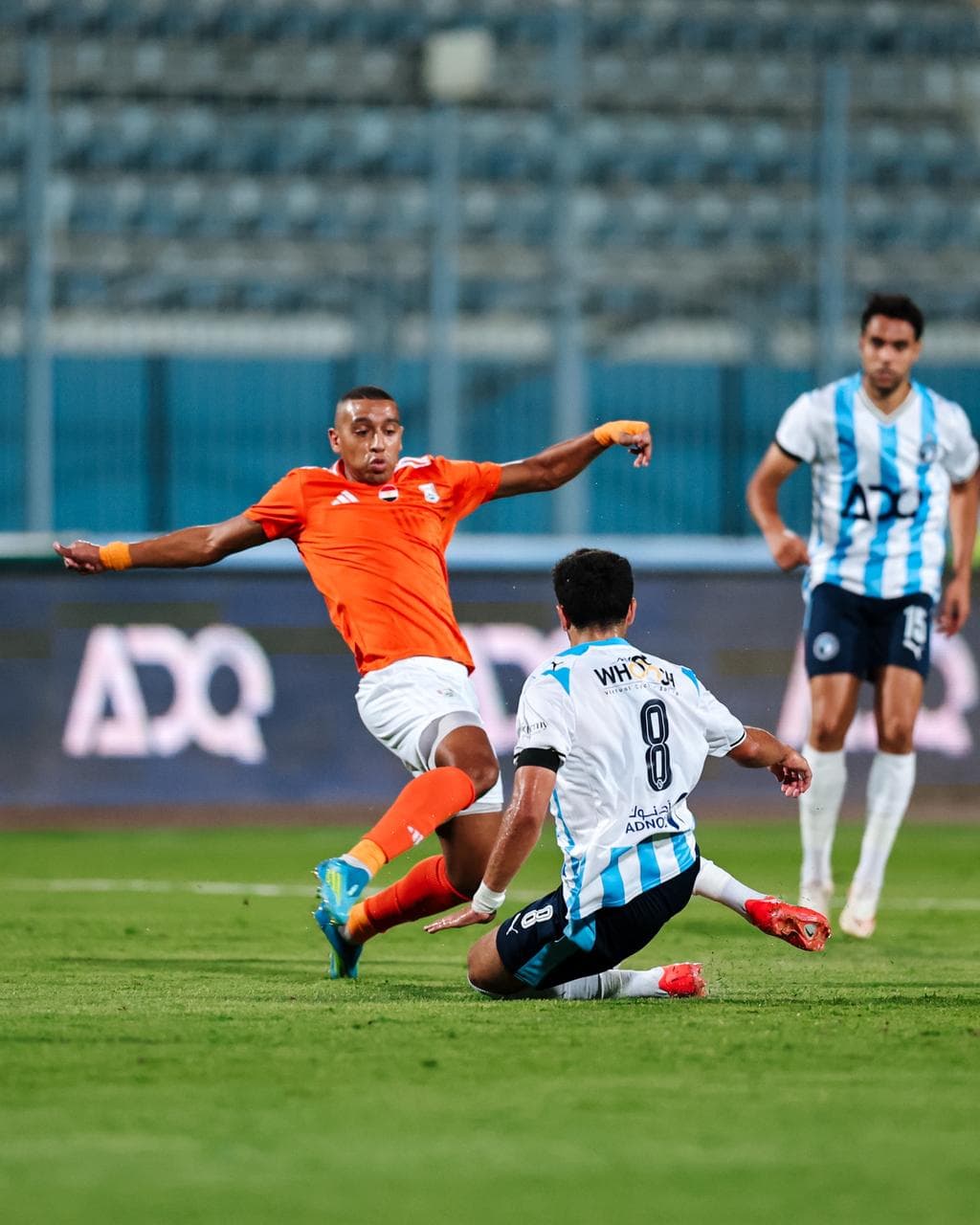 بيراميدز يتصدر الدوري بفوز على أبوقير