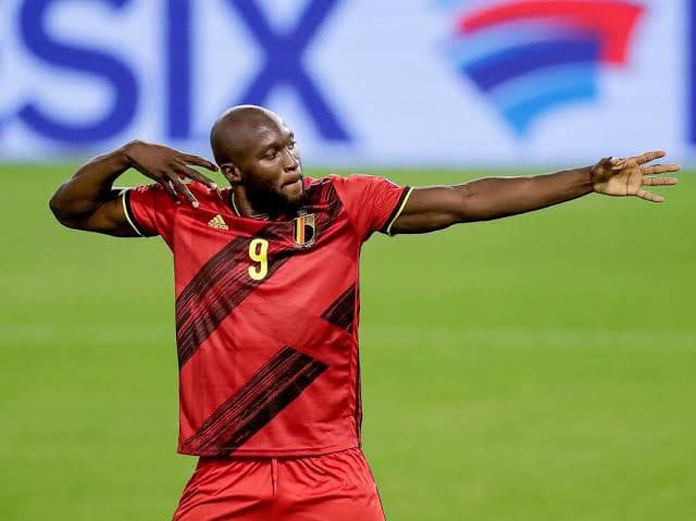 Fenerbahçe confirms Lukaku signing