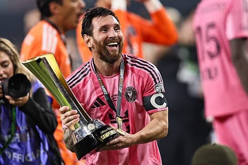 ميسي يفوز بكأس الأبطال مع إنتر ميامي
