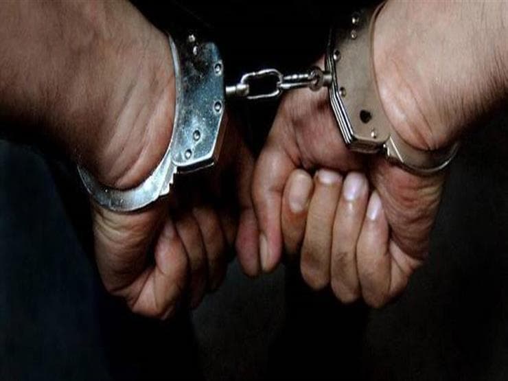 ضبط شخص يروج لألعاب نارية بالغربية