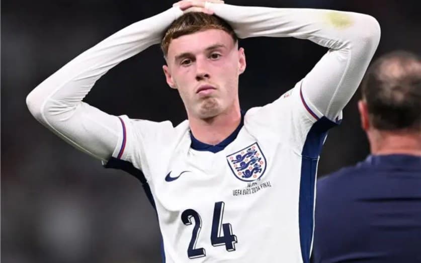 Cole Palmer misses England squad due to injury