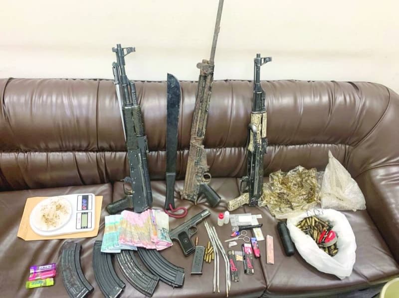 مباحث الزقازيق تقبض على مروج مخدرات