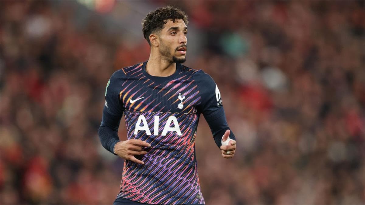 Ex-Premier League GK Alerts Tottenham on Omar Meroosh