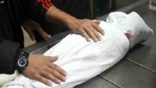 Father hides daughters' bodies in suitcases